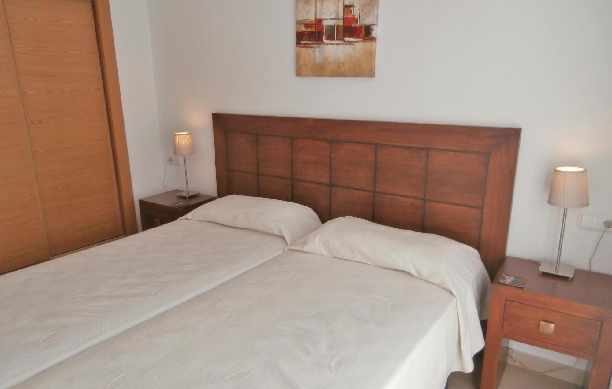 2 Bedroom Beautiful Apartment In סוסינה מראה חיצוני תמונה