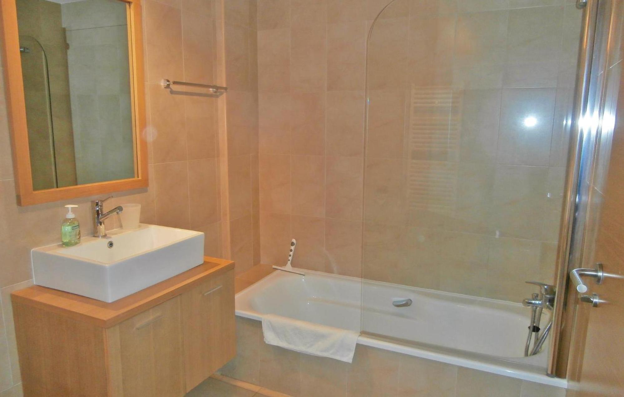 2 Bedroom Beautiful Apartment In סוסינה מראה חיצוני תמונה